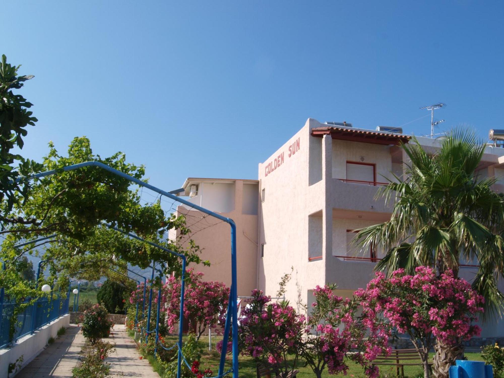 Hotel apartamentowy Golden Sun 2*