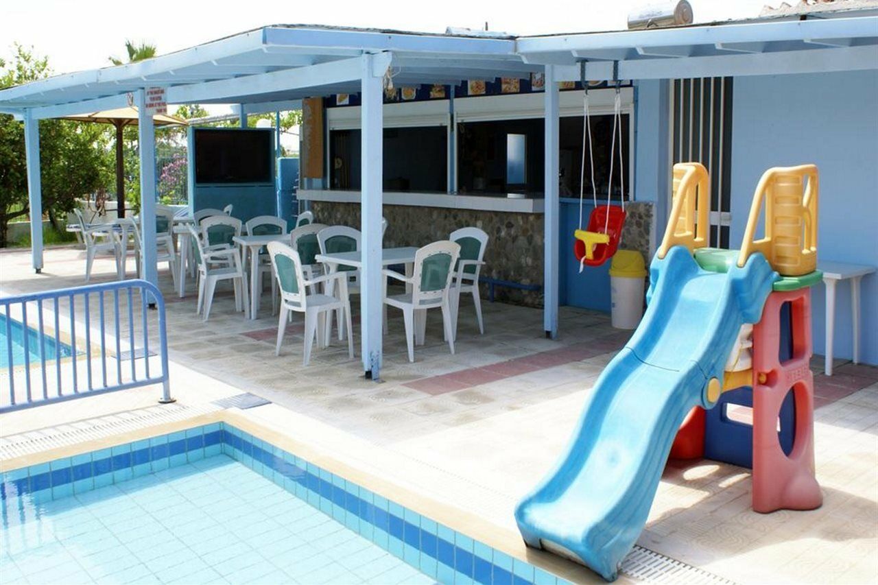 Golden Sun Hotel apartamentowy Tigaki